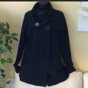 EUC Lululemon black trench style jacket